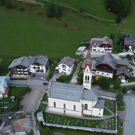 Appartamenti Ciasa Linda San Martino in Badia Εξωτερικό φωτογραφία