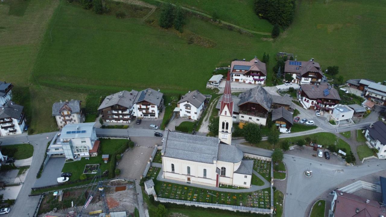 Appartamenti Ciasa Linda San Martino in Badia Εξωτερικό φωτογραφία